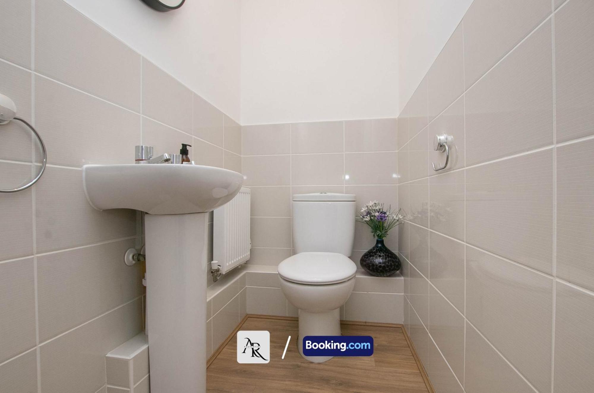 Cozy House By Ar Properties Short Lets & Serviced Accommodation Colchester Exterior foto