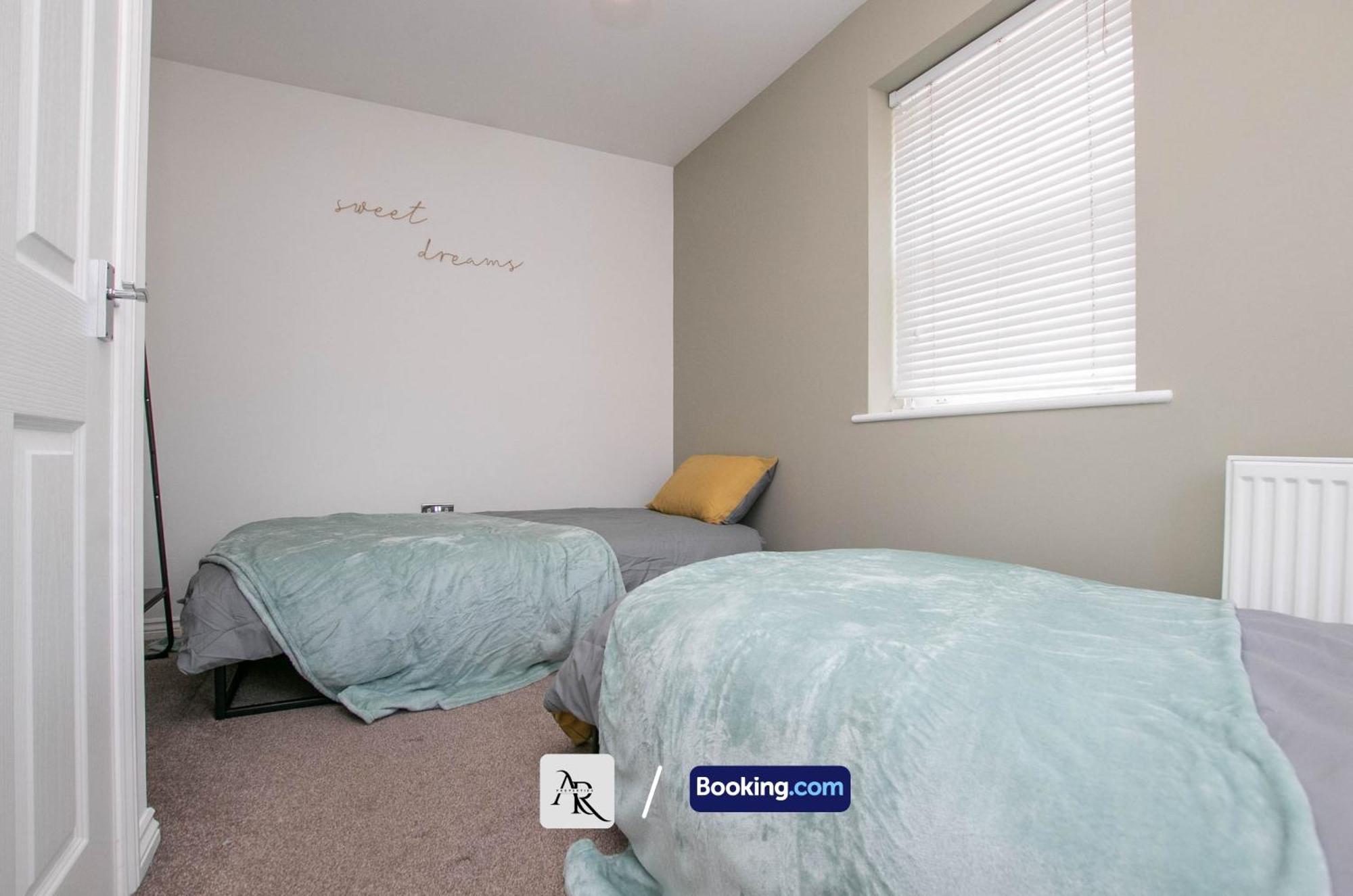 Cozy House By Ar Properties Short Lets & Serviced Accommodation Colchester Exterior foto